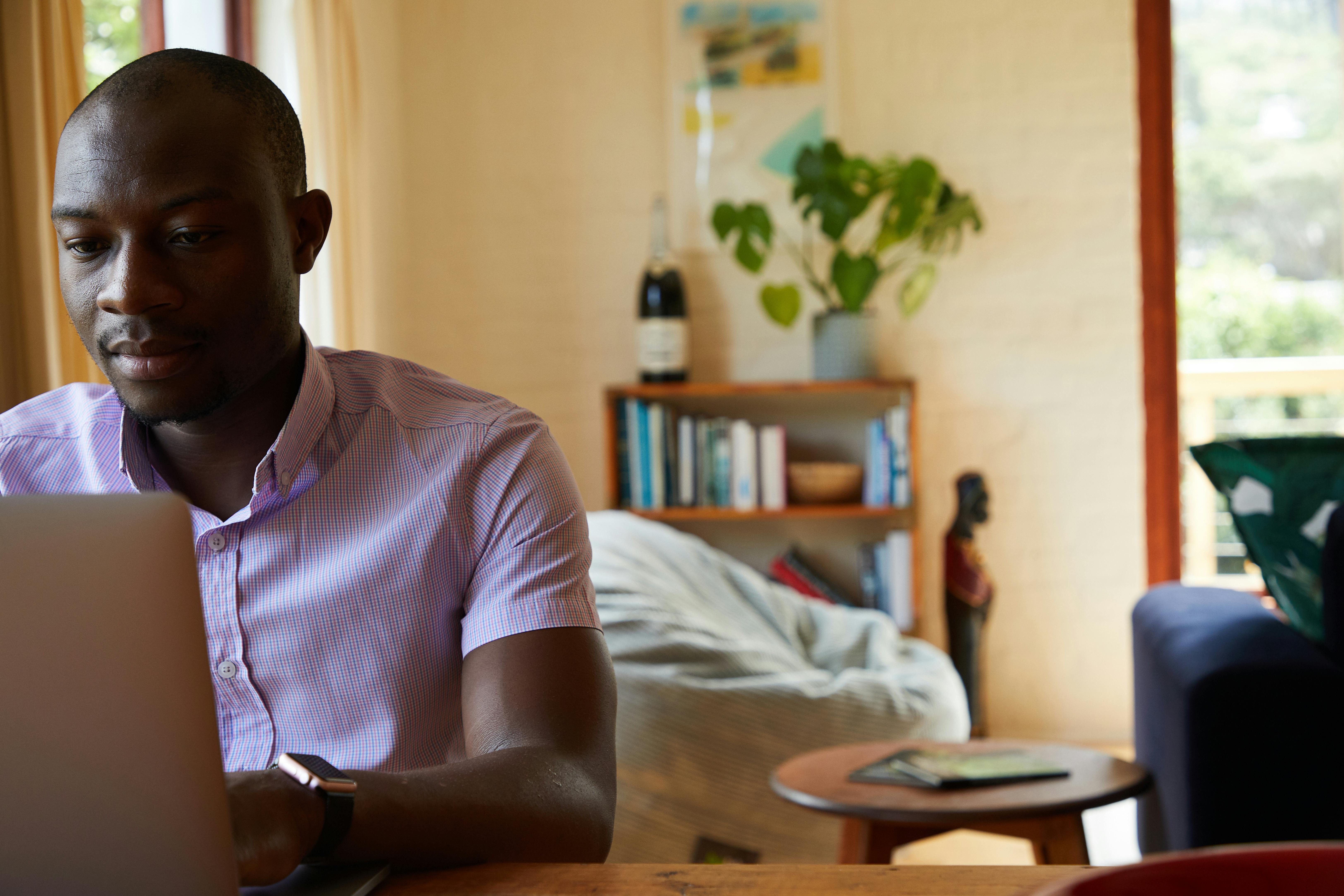 Comfortable, stylish solo living apartment space